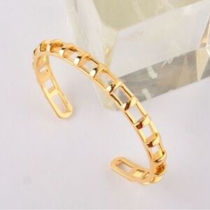 Stella & Dot Gold Cage Cuff Bracelet